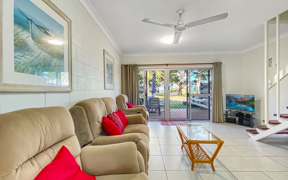 Paradise Apartments 2