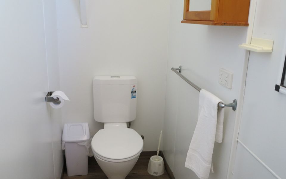 Picnic Bay Chalet Unit 2