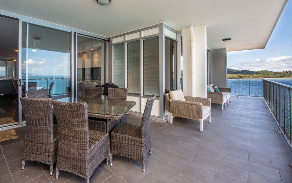 1 Bright Point Apartment 5404