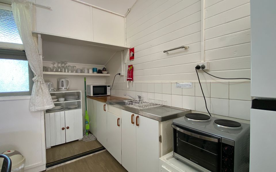 The Captain’s Manor on Cook 6