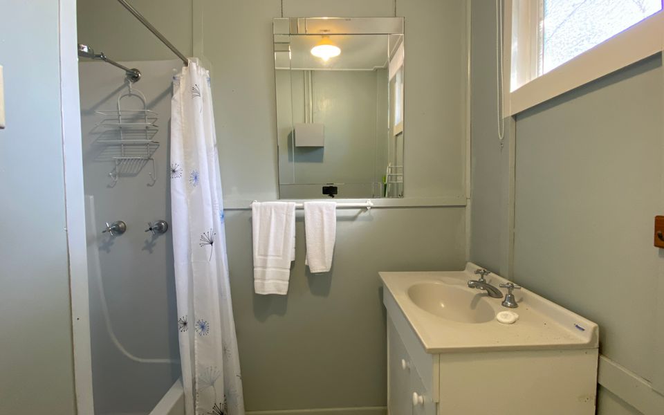 The Captain’s Manor on Cook 9