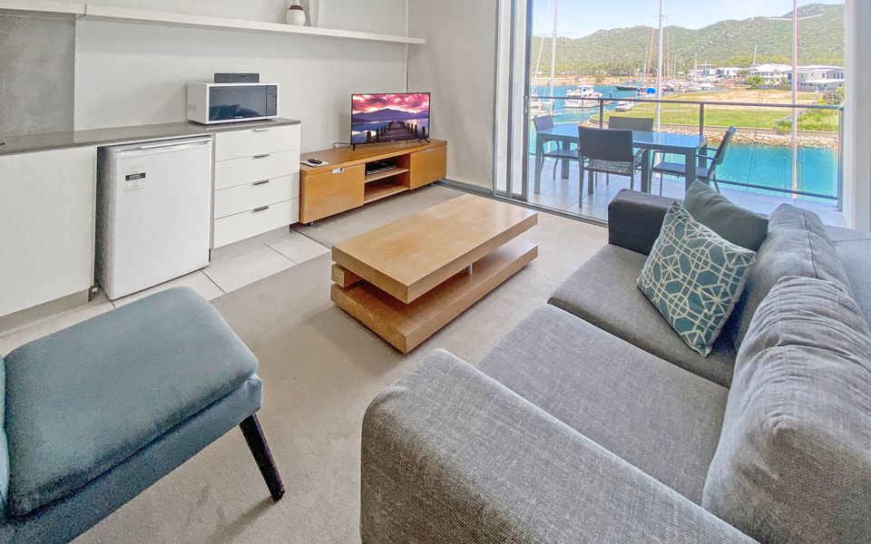 Blue on Blue Superior Studio Room 1351