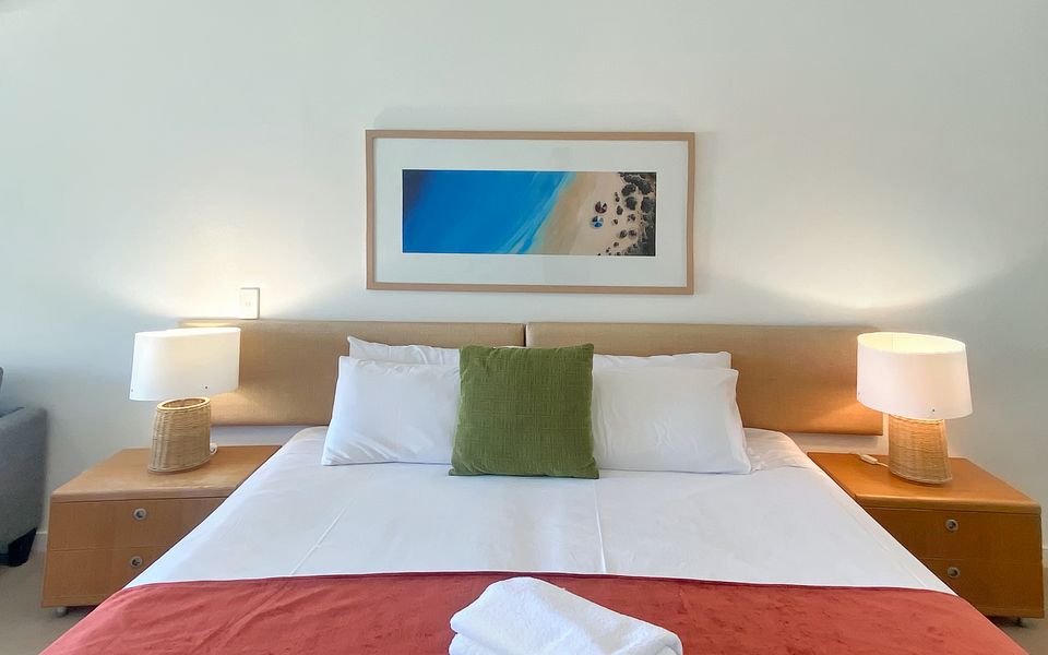 Blue on Blue Studio Room 1352