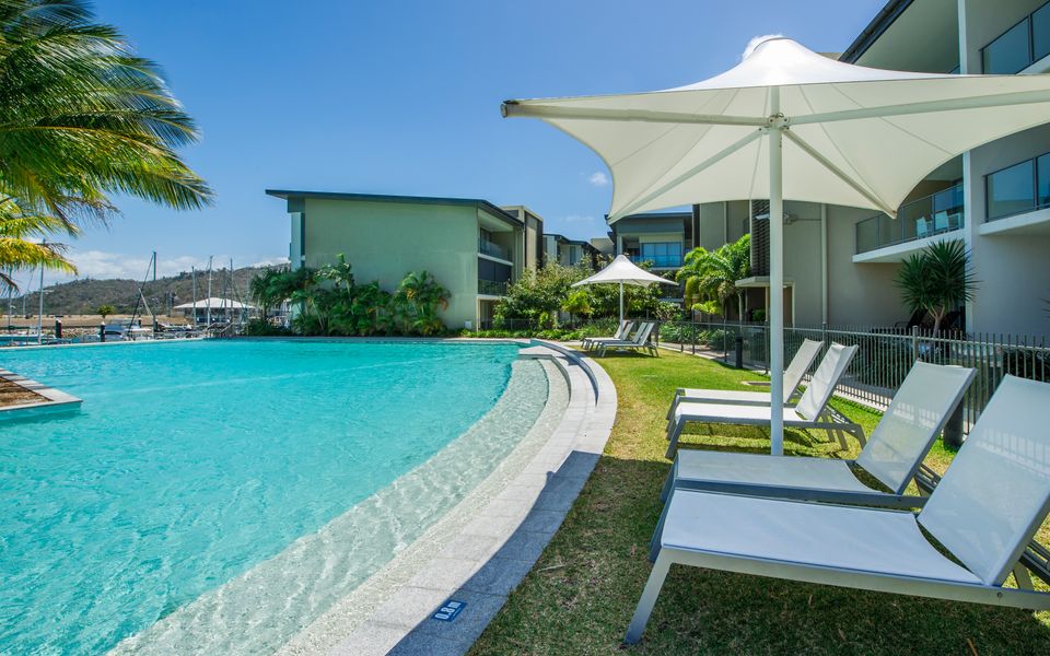 Blue on Blue Studio Room 1352