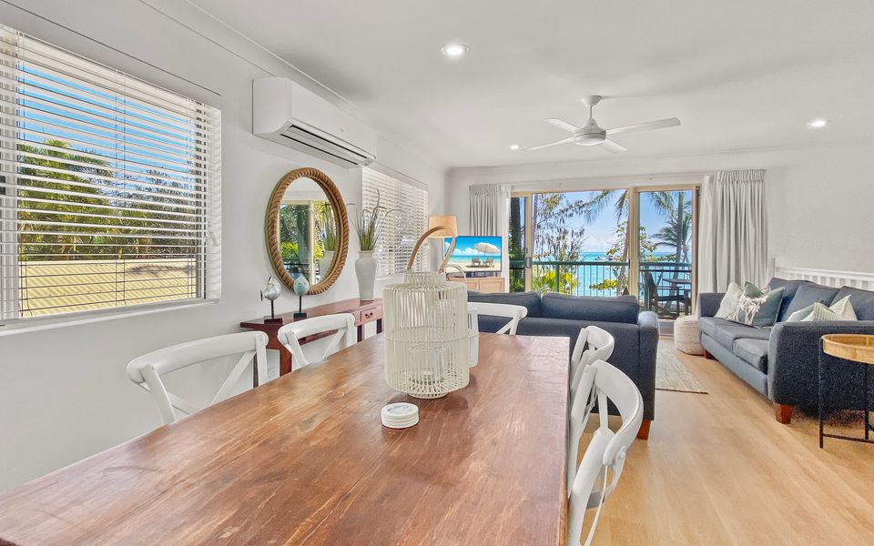 Sails on Horseshoe Apartment 4