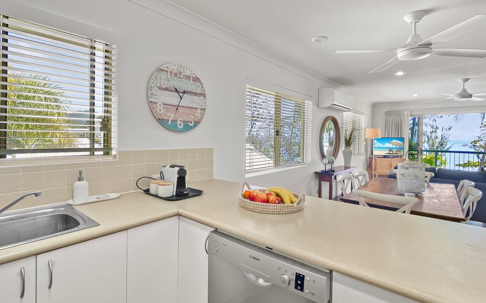 Sails on Horseshoe Apartment 4