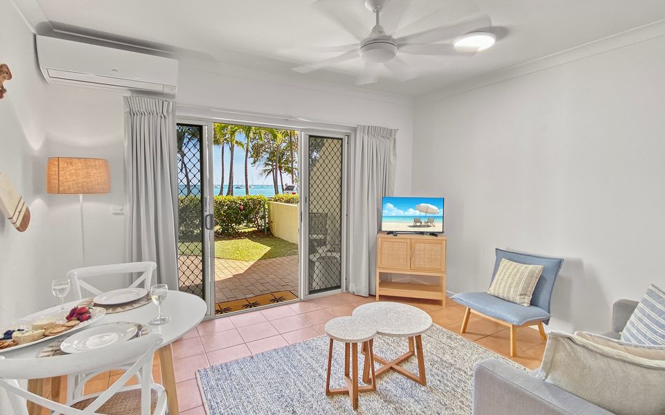 Sails on Horseshoe Apartment 5