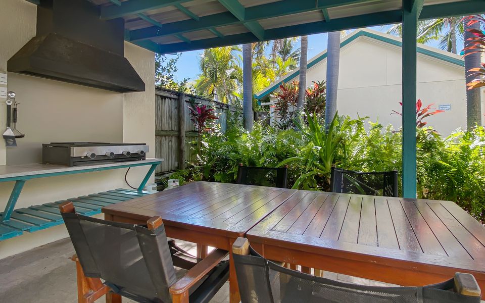 Sails on Horseshoe Apartment 5