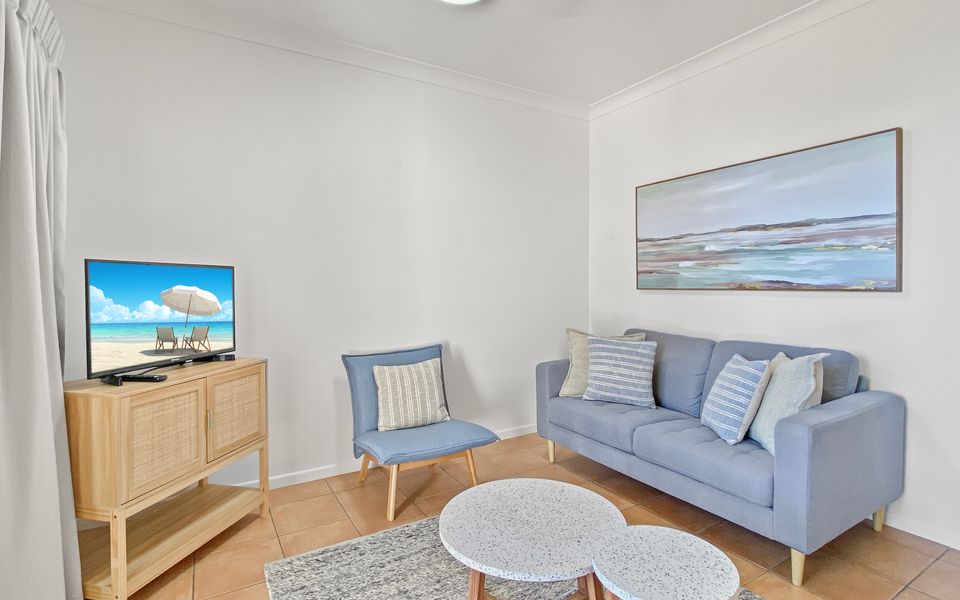 Sails on Horseshoe Apartment 5