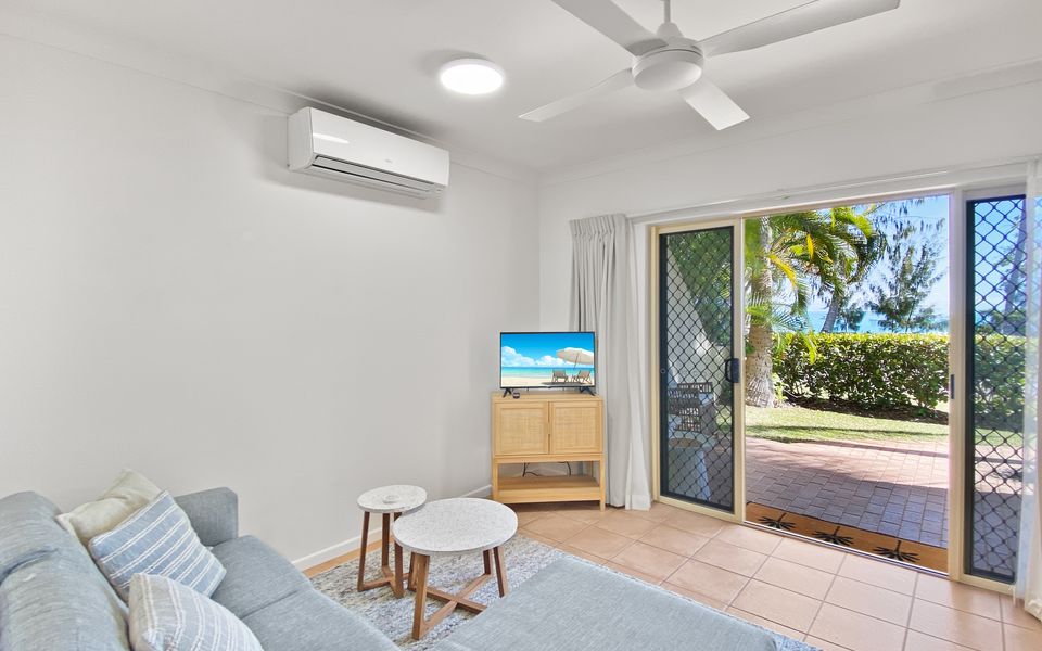 Sails on Horseshoe Apartment 6