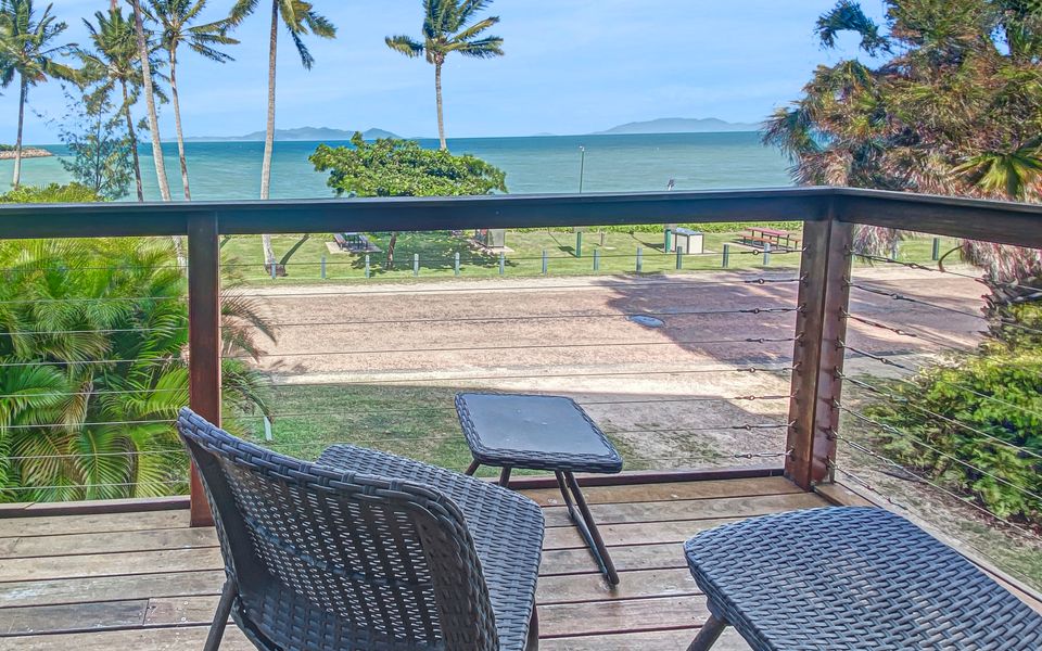 Beachside Palms Unit 1