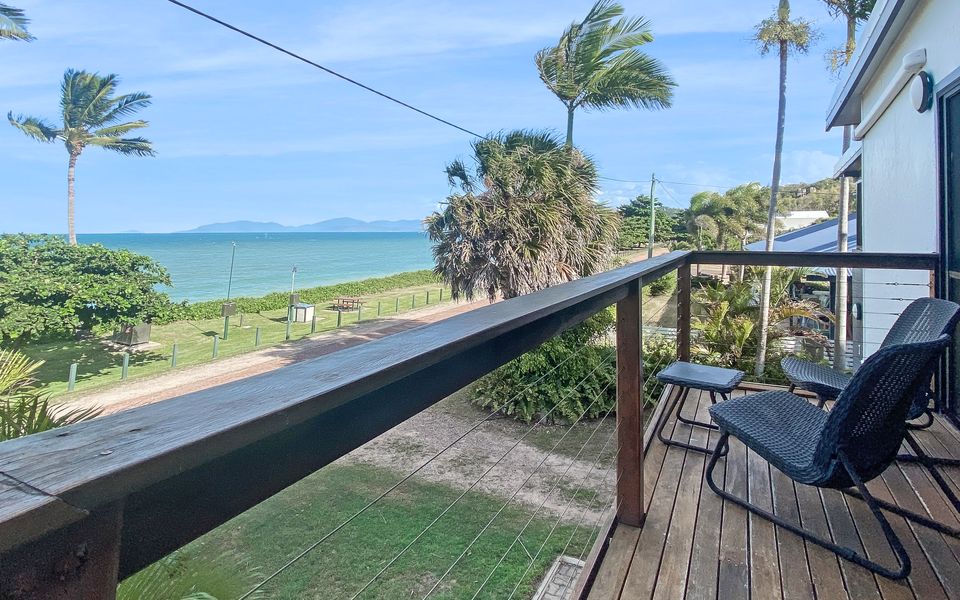 Beachside Palms Unit 1