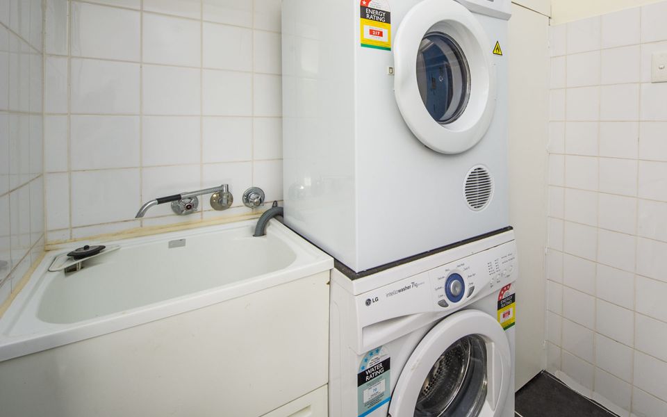 Azure on Geoffrey - Laundry