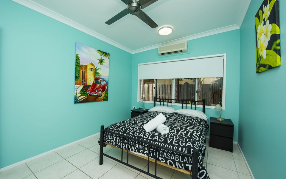 Azure on Geoffrey - Bedroom 1