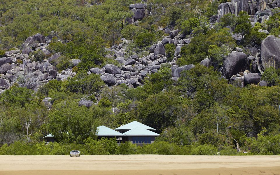 Absolute Beachfront Master