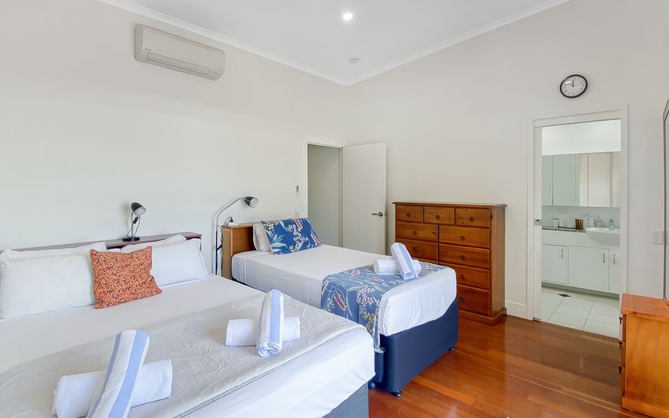 Magnetic Docks Townhouse 8