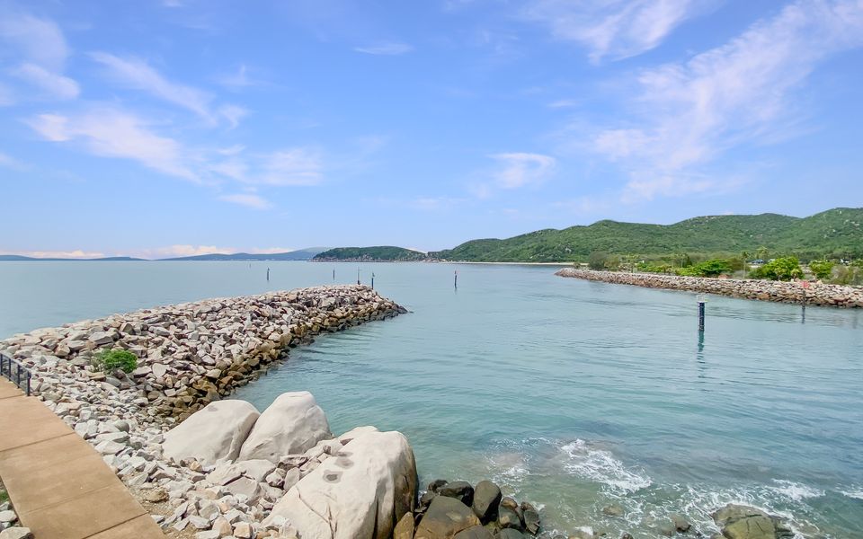 1 Bright Point Townhouse 3103