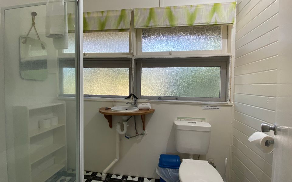 The Captain’s Manor on Cook 4