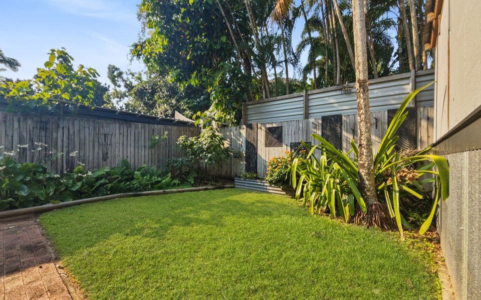 Kingfisher on Mandalay