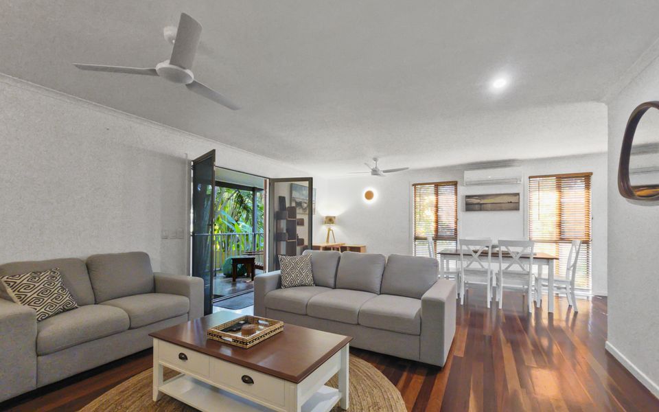 Kingfisher on Mandalay