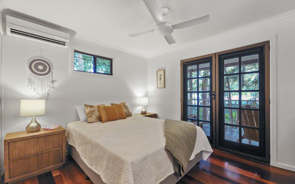 Kingfisher on Mandalay