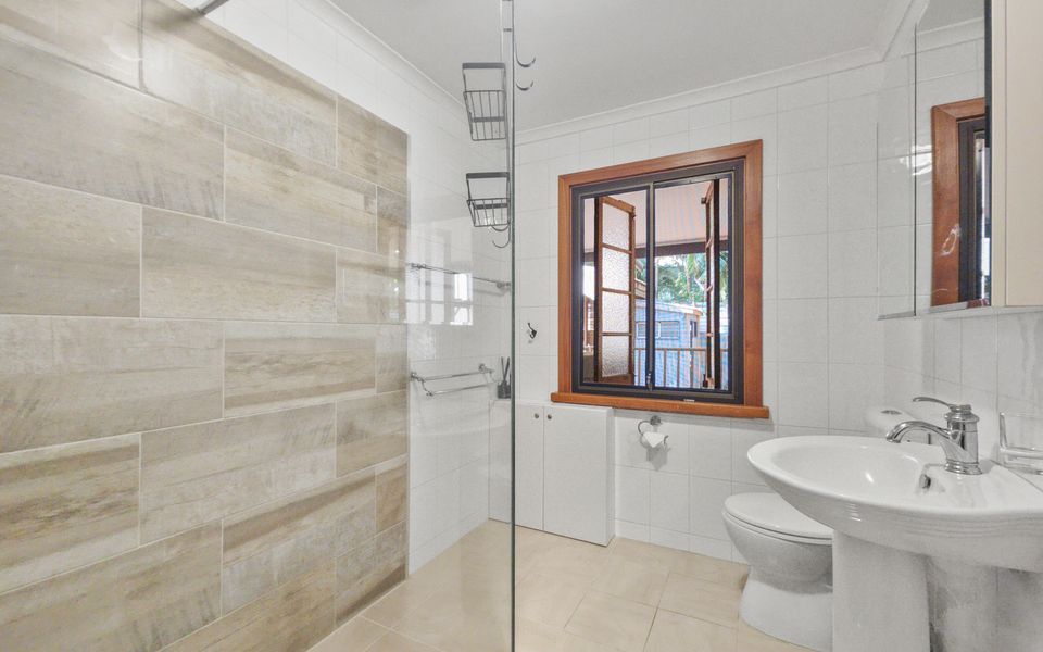 Kingfisher on Mandalay