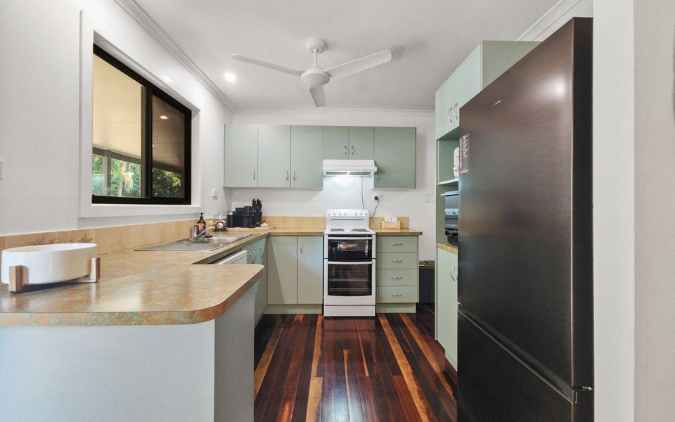 Kingfisher on Mandalay