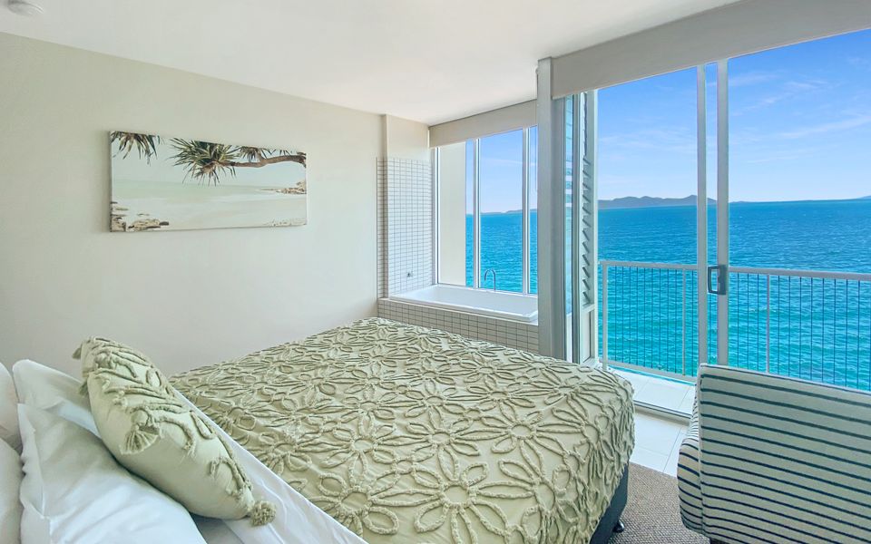 1 Bright Point Apartment 4305