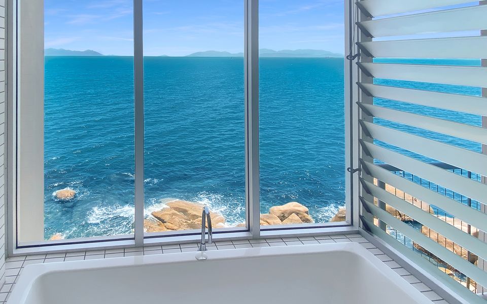 1 Bright Point Apartment 4305