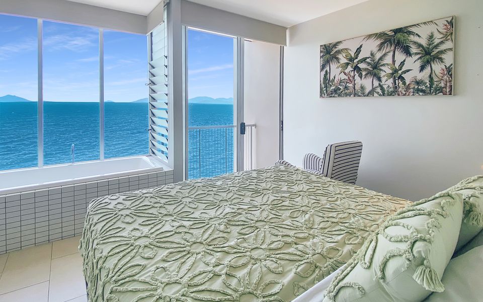 1 Bright Point Apartment 4305