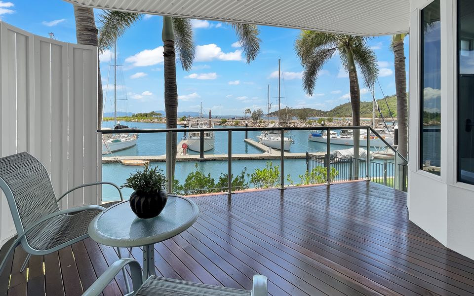 Solmar At The Waters Edge