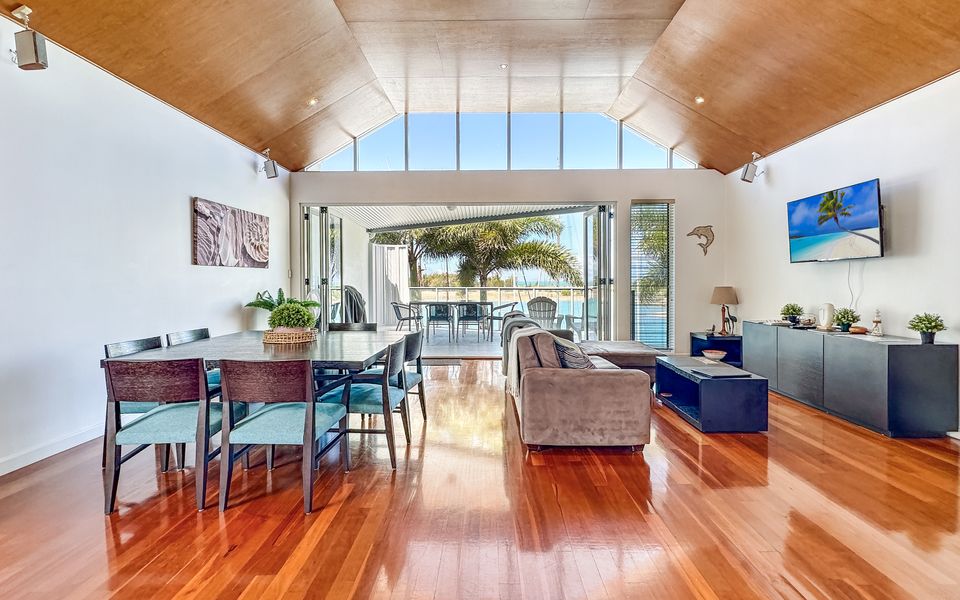 Solmar At The Waters Edge