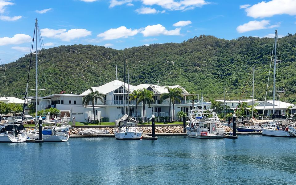 Solmar At The Waters Edge