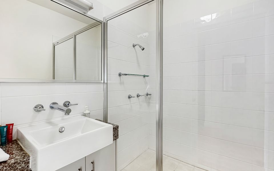 Beachside Apartment 14