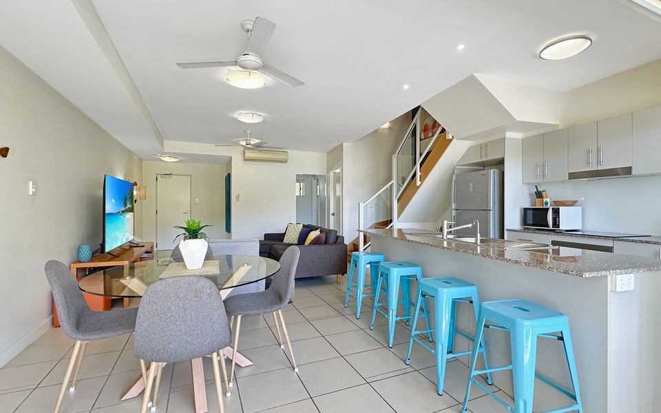 Beachside Apartment 14