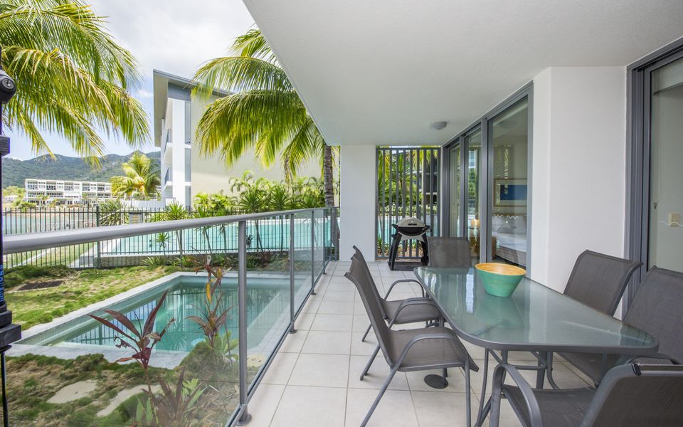 Blue on Blue Apartment 1011 - Verandah/Private Plunge Pool