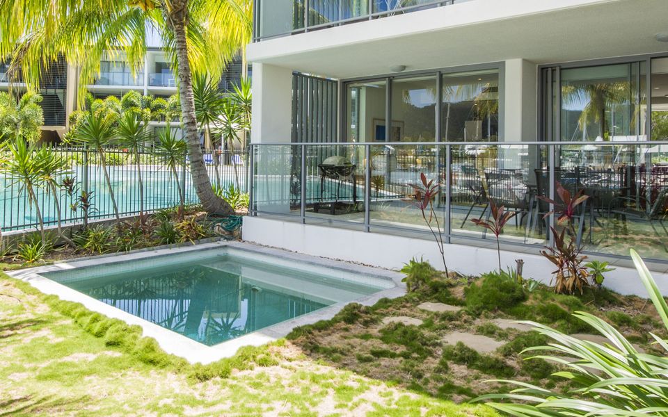 Blue on Blue Apartment 1011 - Private Plunge Pool