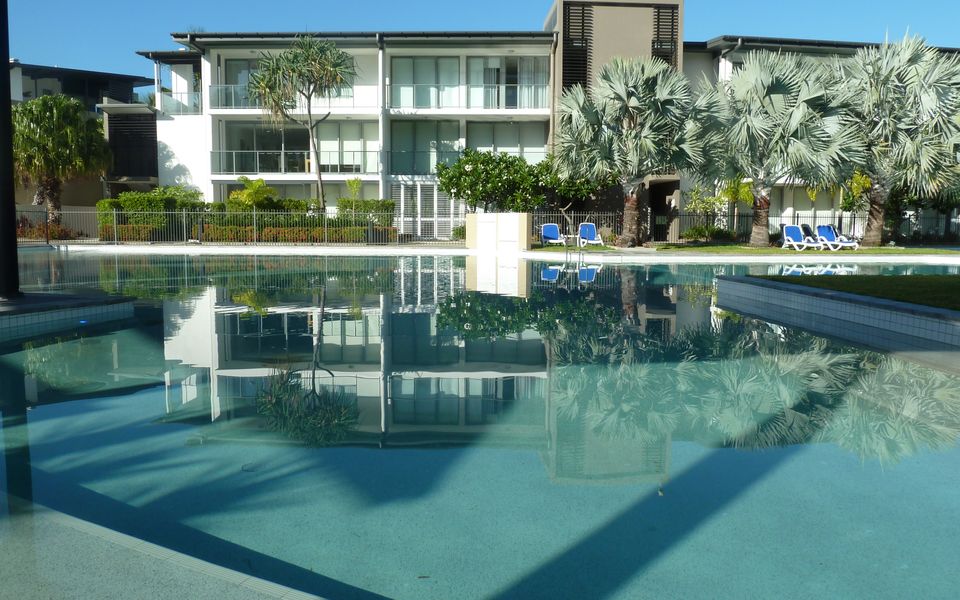 Blue on Blue Apartment 1014 - Lagoon Pool