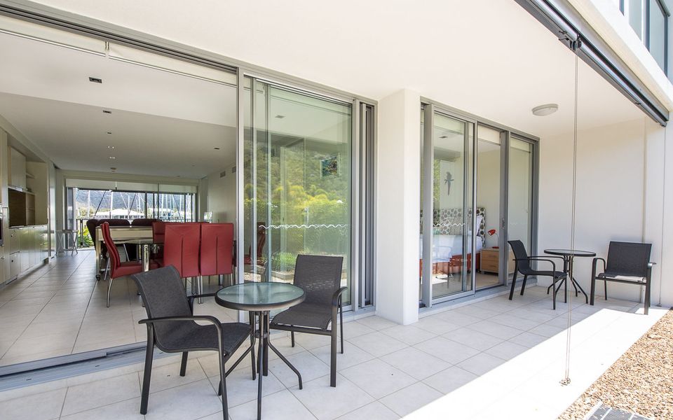 Blue on Blue Apartment 1015 - Verandah