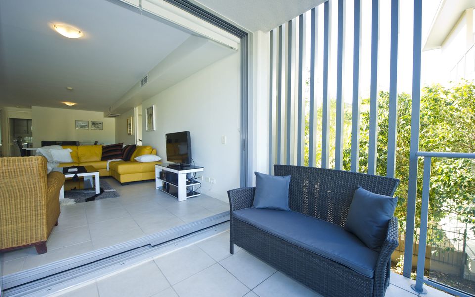 Blue on Blue Apartment 921 - Living Area/Balcony