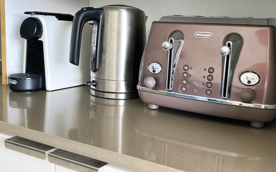 Blue on Blue Apartment 933