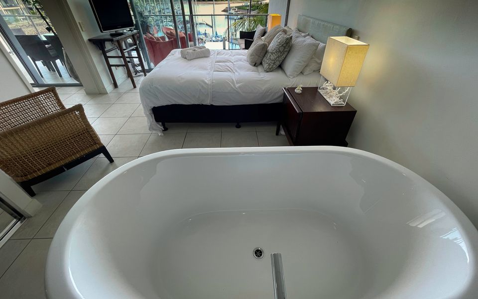 Blue on Blue Apartment 933