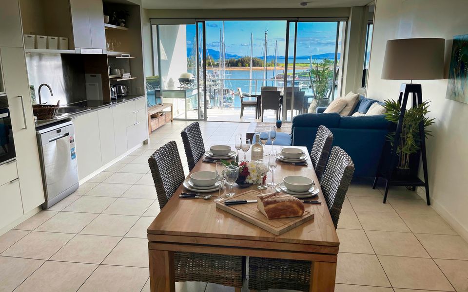 Blue on Blue Apartment 933