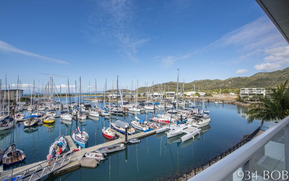 Blue on Blue Apartment 934 - Marina View