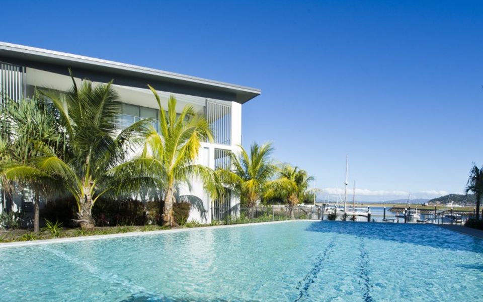 Blue on Blue Apartment 934 - Lagoon Pool