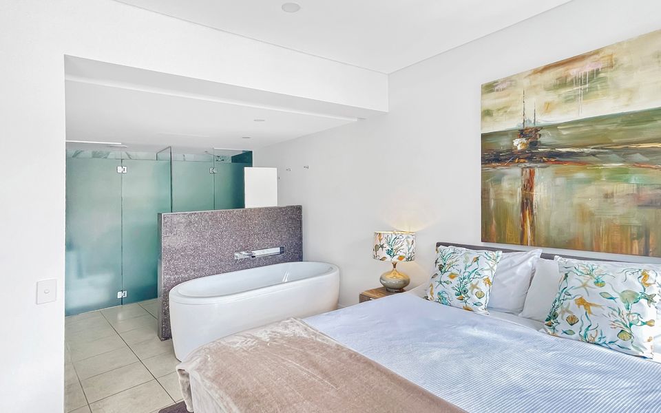 Blue on Blue Penthouse Apartment 335