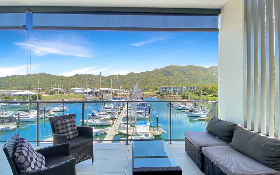 Blue on Blue Penthouse Apartment 335