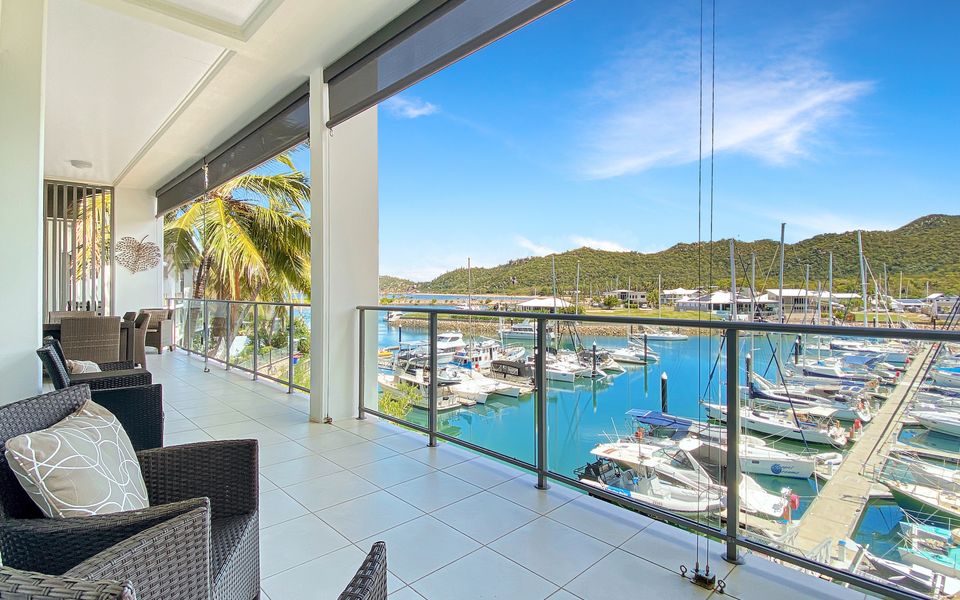 Blue on Blue Penthouse Apartment 335