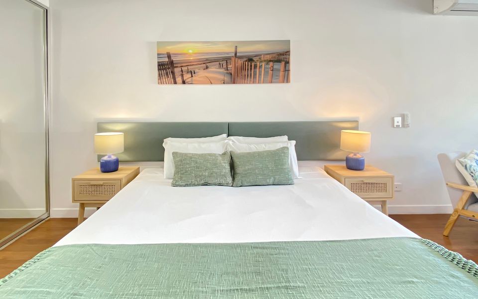 Blue on Blue Studio Room 1222