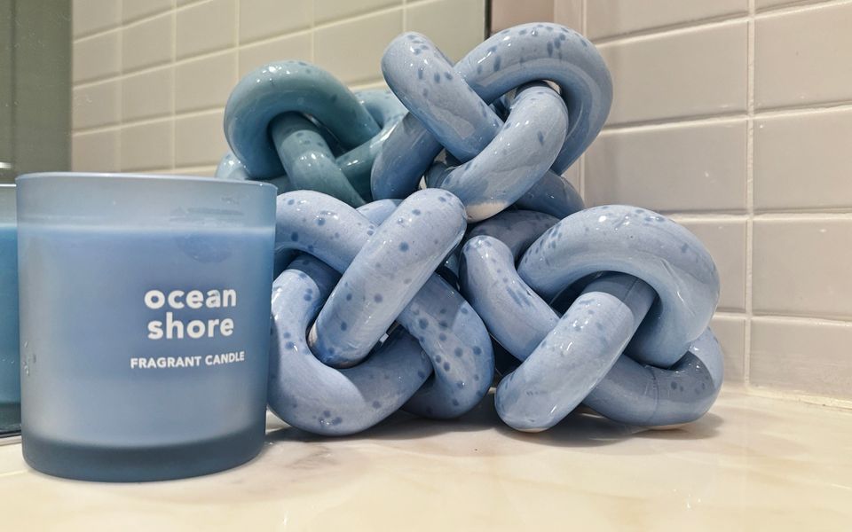 Blue on Blue Studio Room 1272